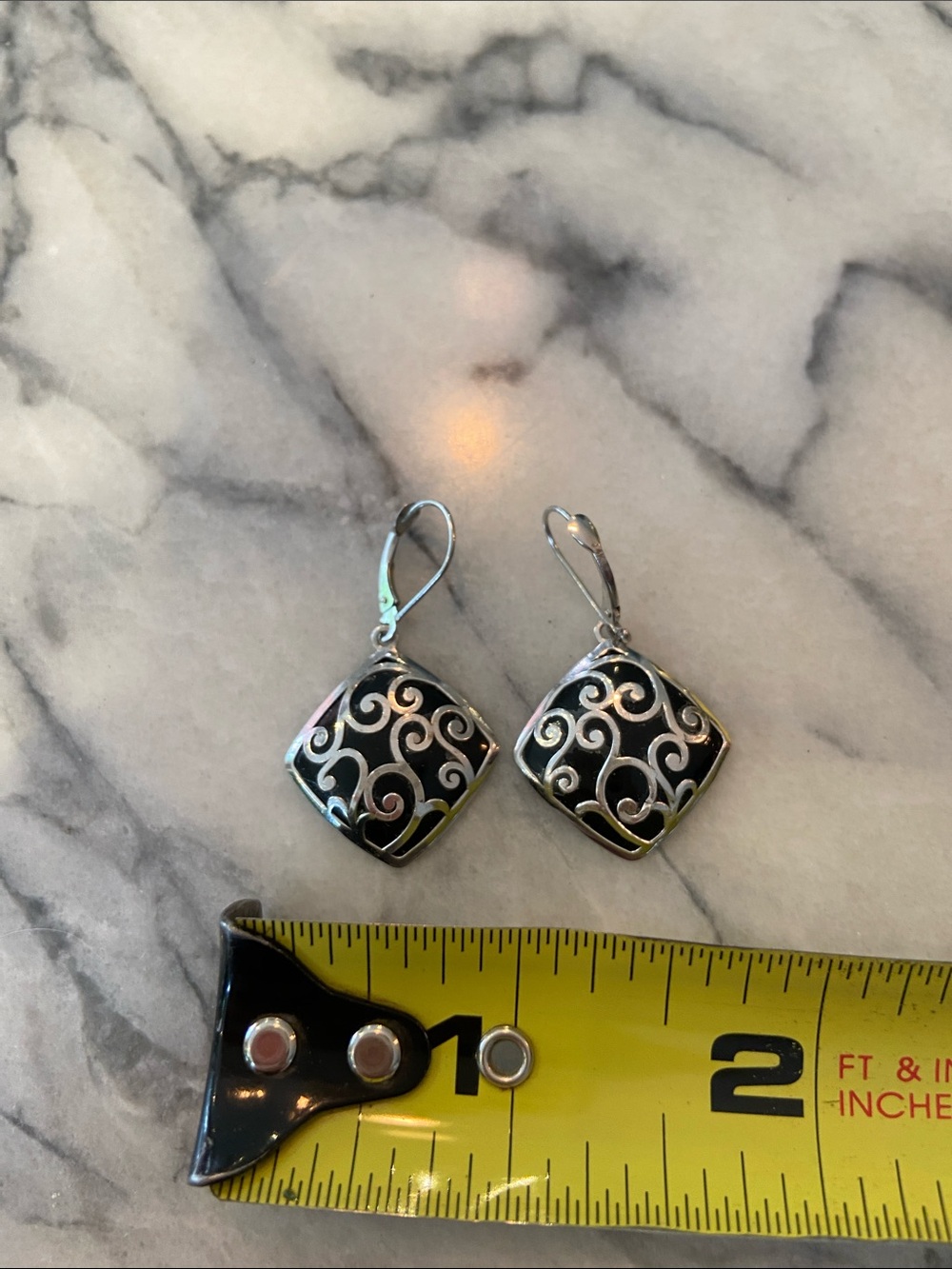 Vintage 14Kt. White Gold and Black Enamel Filigree Drop Earrings. - Picture 8 of 9